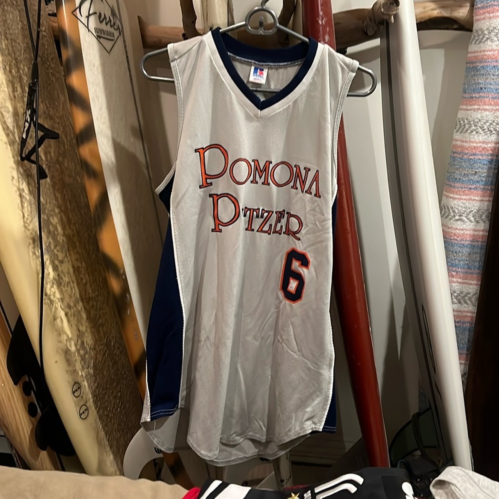 Pomona Pitzer Basketball Jersey #6 M/L